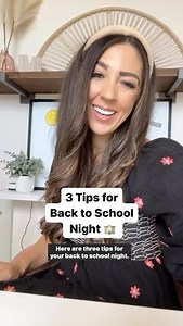 Back to School Night Tips 🍎 Comment “link” if you’d like these resources! I know many teachers stress over this evening, 🫣but it’s actually something I looked forward to! Having slides helped me feel prepared and confident to talk through everything. 👏🏽I loved the chance to share more about our classroom with the families in this in depth way. Bonus Tip: Email your slideshow to families afterwards so they can refer back to them if needed or view them if they could not attend! #teachersofinst