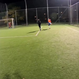 211K views · 6.9K reactions | Chop-Stepover /Scissors Kevin De Bruyne - Tutorial  #dribblecamp #trenerdryblingu #mekkastreet #kevindebruyne #skills #football #soccer | Trener Dryblingu Piłkarskiego - Piotr "Olo" Oleksik | Facebook