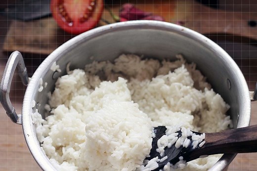 Is White Rice Healthy? Here's What a Dietitian Has to Say