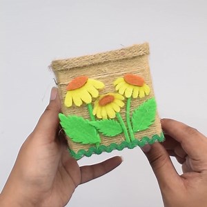 Reuse Idea of empty Ponds Box ❤❤💫 #reuse #penholder #ideas #diy | Click For Craft