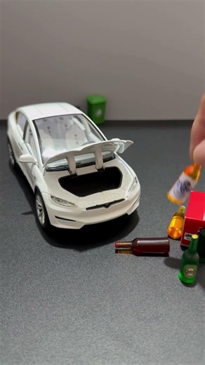1/24 Tesla Model X - Surprising Frunk! 🔥 #shorts