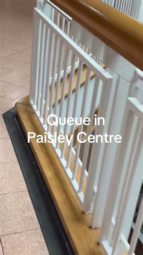 Queue in The Paisley Centre today #queues #waiting #line #clothing #sale #stalls #paisley