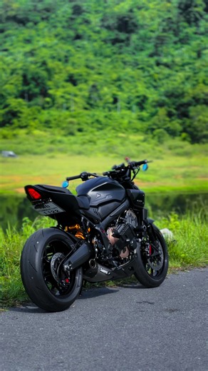Honda CBR650R / CB650R last one — official Thailand clip