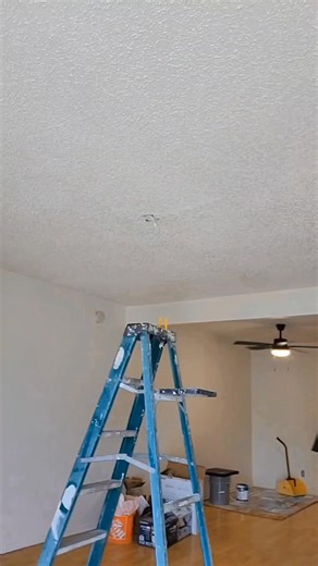 How to install ceiling light fixture!. #tarzana #property #project #home #homerenovation #homeimprovement #realestate #diy #trendingreels #love #fbreels #reelfb #viewers #everyone #followers #friends #highlights | Bossing Elmer | Facebook