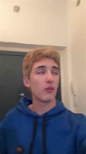 Video's van FAMOUS (@ericc_famous) met оригинальный звук - Ханговер