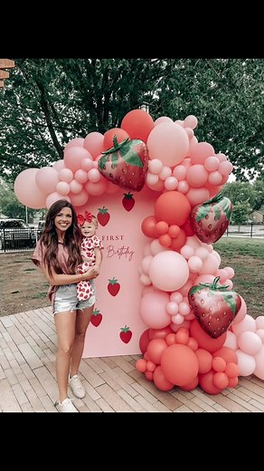 𝗠𝗮𝗱𝗱𝘆𝗻'𝘀 𝗕𝗲𝗿𝗿𝘆 𝗙𝗶𝗿𝘀𝘁 𝗕𝗶𝗿𝘁𝗵𝗱𝗮𝘆 🍓