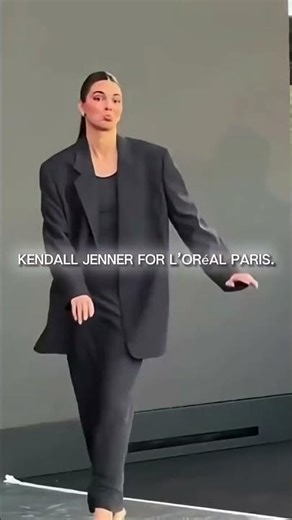 KENDALL JENNER / #runway #supermodel #fashionweek #kendalljenner
