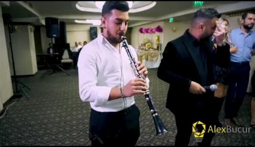 Sunt un tata batranel....ș'am o fata Top Model.....❤❤❤🥰🥰❤🥰 bine Denis 👍👍👍👏👏👏👏👏❤❤🙏🙏🙏