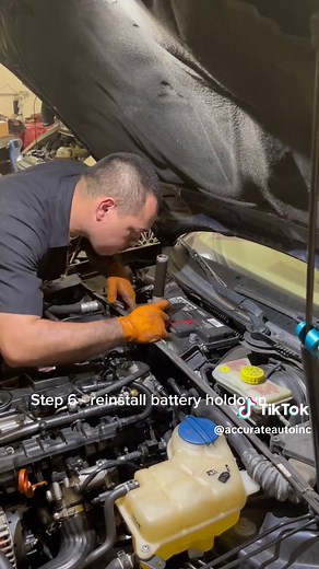 Here are some simple steps to replace your battery! #mechanic #autoshop #mechanicsoftiktok #diy #automotive #autorepair #car #carmaintenance #caradvice #fixmycar