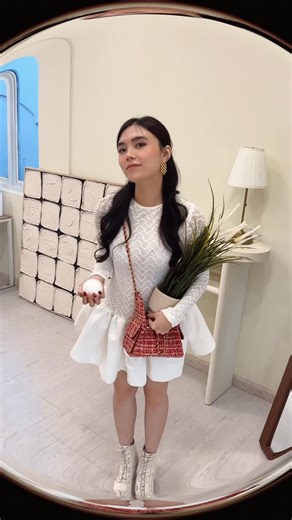 SNY The Label on Instagram: "CHRISTMAS GIVEAWAY ALERT ‼️🎄🎅🏼 GET A CHANCE TO WIN ONE OF OUR CHRISTMAS COLLECTION FROM @sny.thelabel x @carinlili2 1. Follow @sny.thelabel @carinlili2 2. Like, save & share this post 3. Repost this post to your story 4. Comment down below “santa babies” and tag 3 of your friends 5. Multiple attempts are allowed 6. Do not private your account and no second account allowed 7. 3 winners will be picked randomly to win below: - 1st winner: FREE BAG from our Christmas 