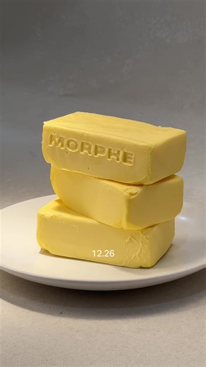 Morphe Eyeshadow Palette Review: Bread and Beauty