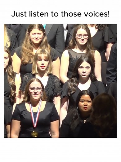 Captivating Choral Performance of 'Seven Bridges Road'
