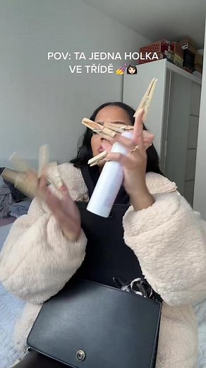 POV: TA JEDNA HOLKA VE TŘÍDĚ - Czech Comedy