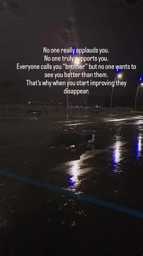 No audience. No applause. Just work. #mindset #motivation #discipline #nighttraining #fyp