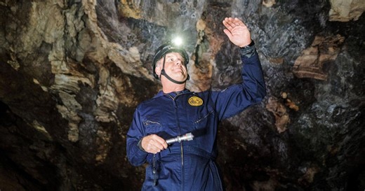 Homo naledi: The first being to master fire