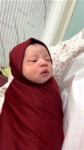 cute Baby painful pushing delivery baby born#birthvlog #laboranddeliveryvlog #highlights