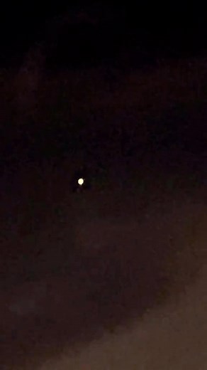 ‎رعب مومو‎ on Instagram‎: "White orb UFO’ seen coming out of ocean off Kuwait coast. ‏‎‏‎#القاهرة_مصر #kuwaitcity #kuwaity #فلوجات #كويت #سعوديه #رعب #جن #اشباح #عفاريت #قصص_رعب #قصص #قصص_واقعية #_جن #coliving #بالعربي # #ksa #saud #creepy #horror #scary #usa #vlogs #paranormal #america #trending #trend #explorer #explore"‎