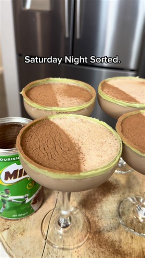 Delicious Baileys Pistachio Martini Recipe