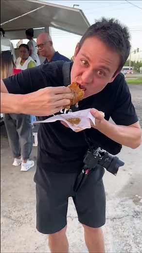 Street food in Trinidad and Tobago 🇹🇹 !! #VisitTrinidad #shorts