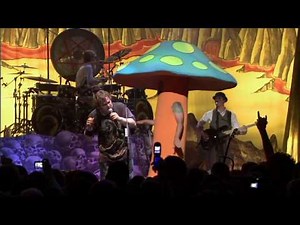 Tenacious D - Sasquatch live (HD)