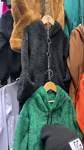 56K views · 906 reactions | @pashy_kids2968 o al 1141659698 para compras en envíos  Bacacay 2968 local 38 Canjes o publicidad a: aronalderetes@outlook.com  Community Manager @braioparodi . . . . #indumentaria #ropa #flores #camperas #buzos | aaronnalderetes | Facebook