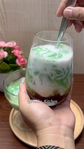 Es Cendol Rumahan #escendol #resepsimple #minumanseger #dessert #idejualan #cendol