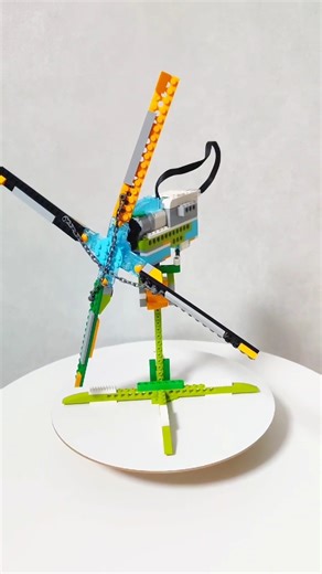 вентилятор из Конструктора WeDo 2.0. Артикулы: #Wildberries: 242149860 #OZON: 1423229709 #лего #lego