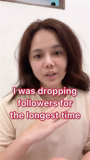 Qiu 洪萩庭 on Instagram: "This might sound a bit uncool but i'm actually really thankful and excited with this growing followers trend because that 3-4 years when i am losing followers, it felt like a d3ath sentence on my career. Correction: I actually went down to 268k 😂 Not 274k. Yup. It's been quite a ride up from there 🙏🏻 Reflection 30/100: At first i got to a point i feel like i just want to keep posting what i enjoy, i don't wanna be doing 6 seconds videos that generates crazy amount of vi