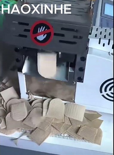 High-Precision Velcro Round-Corner & Special-Shaped Cutting Machine | Automatic Hook & Loop Cutter