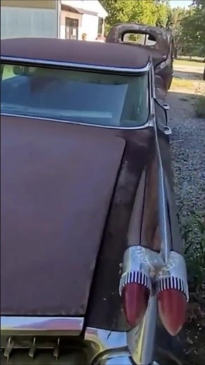 INSIDE A '59 CADDY TRUNK!