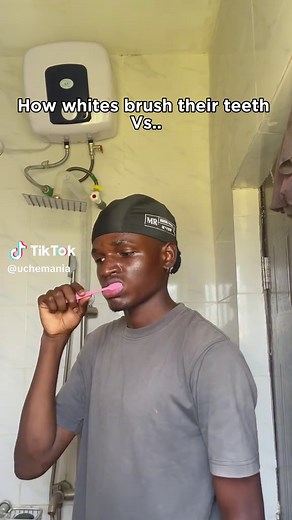 How to Properly Brush Your Teeth with a Manual Toothbrush