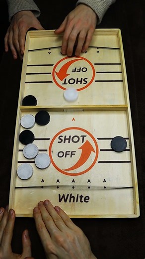 Super winner👍 Whoever clears the board first wins👌 Sling Puck Game #shorts #superwinner