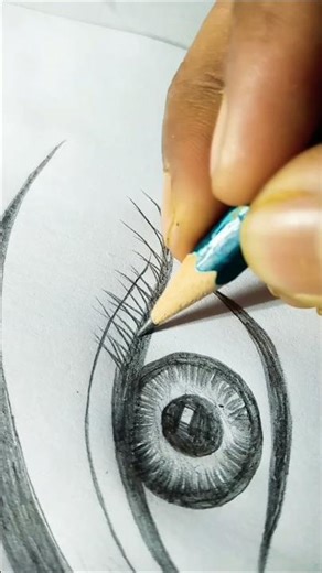 make eye scatch// shorts// amanji2707