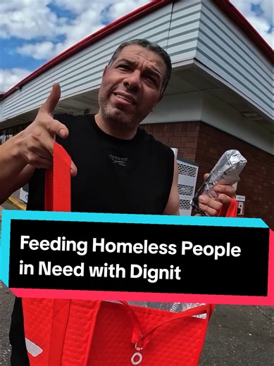 Feeding Homeless People in Need with Dignity#Blessed #HardWorking #KindnessWins #GoodPeople #FaithInHumanity