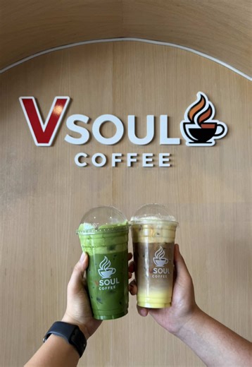ITS MATCHA TIME 🤍 EP. 104 📍 @Vsoul Coffee Garden Grove, CA 9/10 ⭐️ Double Matcha 7.5/10 ⭐️ Double Banana Coffee #itsmatchatime #vsoulcoffee #foodietok #gardengrove #matchareview