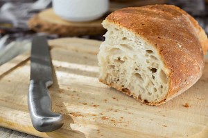 Choosing a Knife for Sourdough Bread: Full Guide - Truesourdough.com