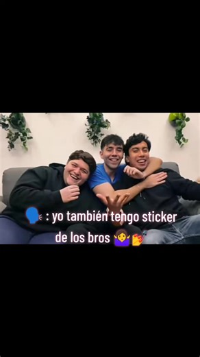 Stickies de los Bros en WhatsApp y TikTok