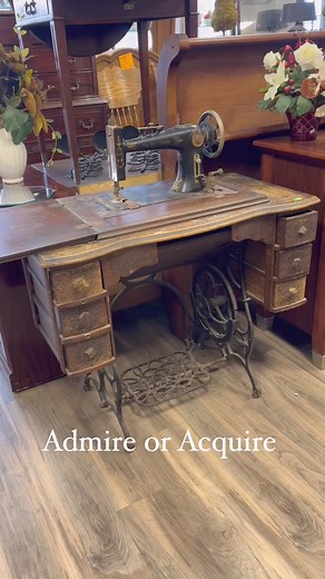 Gorgeous Steinway Sewing Machine. Would you pay this much? #vintagesewingmachine | Part-Time Pickers