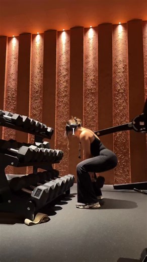 Mish | fitness & lifestyle on Instagram: "gym vlog 🎧🎀🤍 @oneplayground merrylands 📍 The way your gym environment can upgrade your training !! I visited OP’s merrylands gym for the first time and all I can say is that I wish I lived closer because this facility is GORGEOUS"