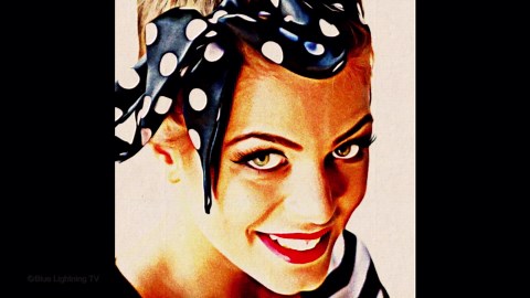 Photoshop tutorial: Transform photos into Vintage, 1950s paintings with “Retro Paint” action