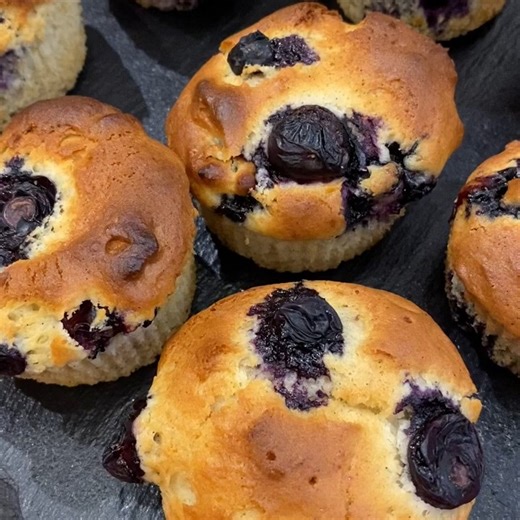So Fresh | One of the best blueberry muffins recipes ..! I made them today and everyone in the family loved it Ingredients: 8 muffins 1 egg 1/2 cup... | Instagram