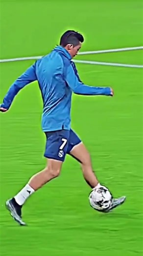 Ronaldo ne bol ko mara bol Kya Se Kya ban gaya#WithInnovation#MindOfMachine