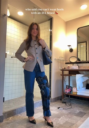 recovery doesn’t get to decide my outfit #aclrecovery #acl #aclsurgery #fyp #acltear