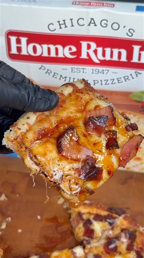 James Brown on Instagram: "Maple Bourbon Ham Pizza 🍕😮‍💨 x @homeruninn When leftover ham turns into a pizza this good… you start making ham just for this recipe. Sweet maple, bold bourbon, melty cheese, crispy crust — absolute flavor perfection in every slice 🤌🔥"