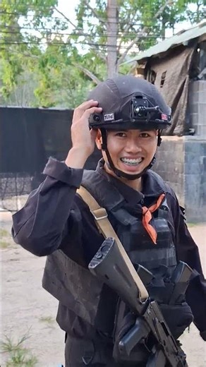 This military helmet weighs 1.7 kilograms. #Ranger