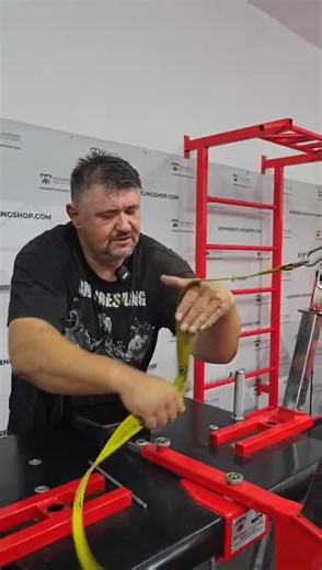 A training belt is a must-have for every armwrestler.But how can you improve your supination with it? Here’s an exercise in two variations to help you build strength and control.All the essential products for your training are available at  armwrestlingshop.com | PAL - Professional Armwrestling League | Facebook