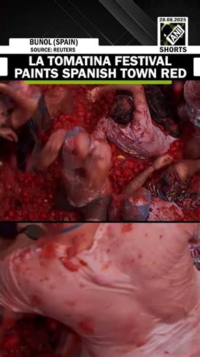 Thousands takes part in the Spain’s iconic tomato fight of La Tomatina festival in Buñol