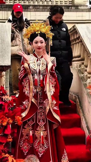 Royal Red Chinese Bridal Look | Stunning Traditional Wedding Moment 💍❤️