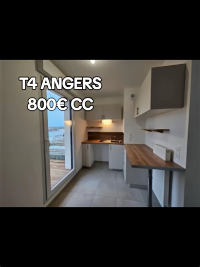🏡 À LOUER – Appartement T4 – Angers (Saint Serge / Ney-Chalouère) 📍 Résidence SO'A DESJARDINS 💶 Loyer : 800 € / mois Découvrez ce bel appartement T4 neuf non meublé, situé au 2ᵉ étage d’une résidence moderne, offrant confort, espace et prestations de qualité. 🏠 Description du logement : Entrée avec placard Grande pièce de vie lumineuse Cuisine aménagée et équipée 3 chambres (dont une avec placard et une avec salle d’eau) Salle de bain WC séparés Cellier avec arrivée d’eau 🌿 Espaces extérieu