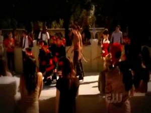 Adrianna Tate-Duncan singing on 90210 [Jessica Lowndes] ♥